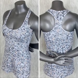 Lululemon Cool Racerback Not So
Petite Fleur Silver Spoon sz 6